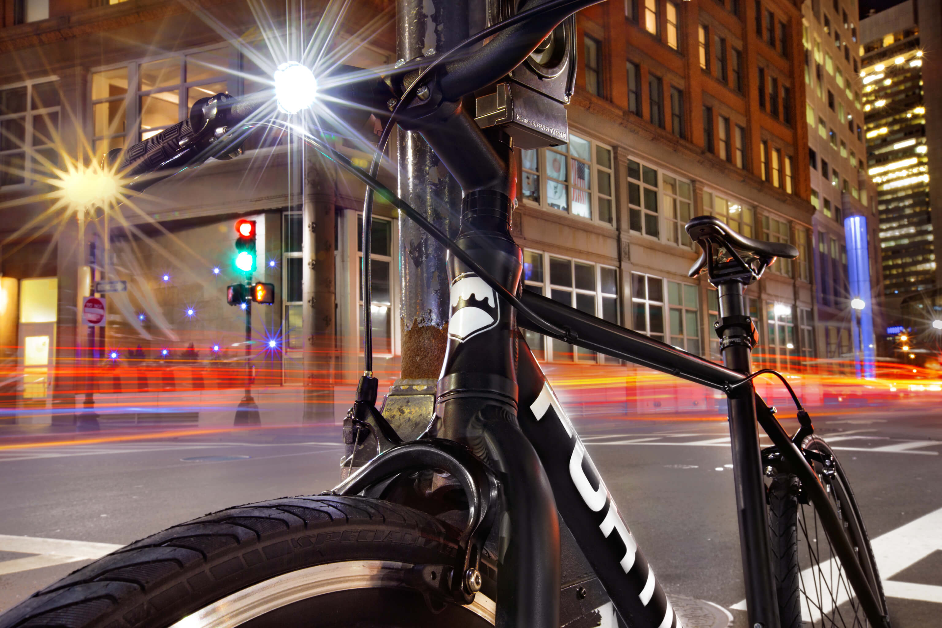 Puncture-resistant tires